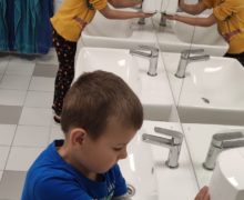 Światowy dzień mycia rąk motylki