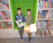 przedszkole-klodawa-grupa-sowki-wycieczka-do biblioteki